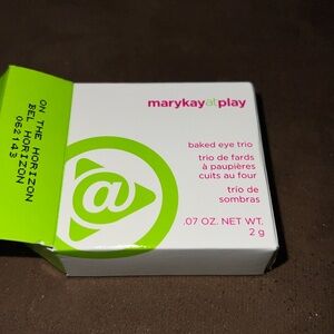 Mary Kay At Play Baked Eye Trio-On the Horizon